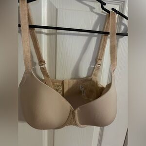 Wacoal Lace Accent Bra in Light Beige